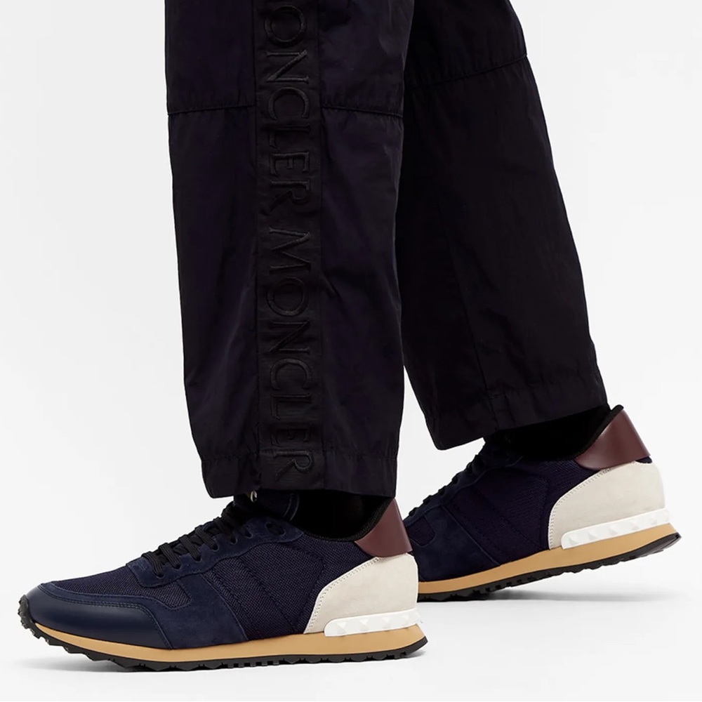 VALENTINO ROCKRUNNER SNEAKER
Night, Marine & Off White - Picture 1 of 8
